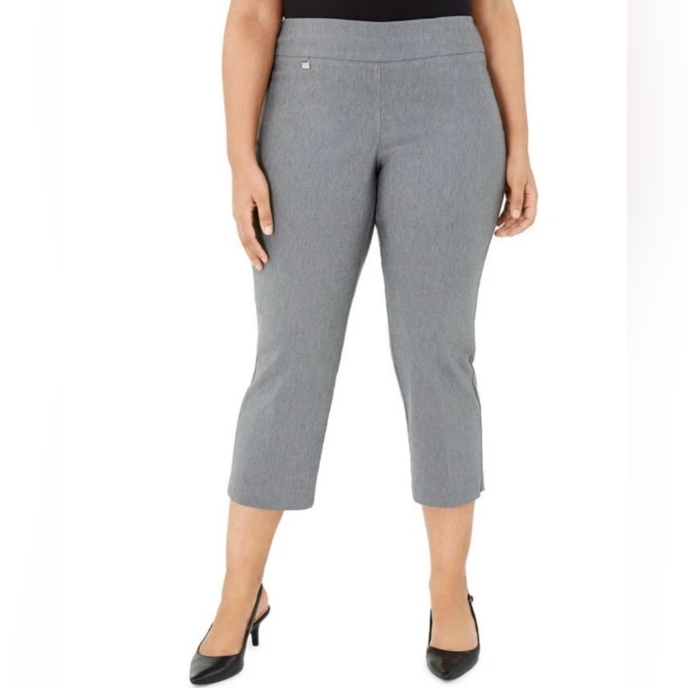 Alfani Tommy Control Grey Capri Pants for sz 22W NWT!
